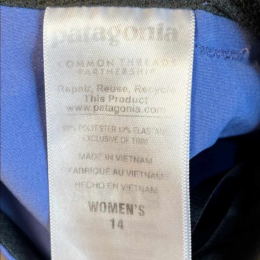 Patagonia Women's Happy Hike Periwinkle Blue Shorts Size 14 - Picture 3 of 12